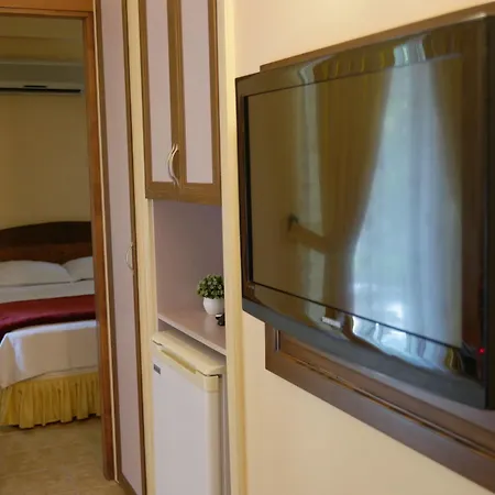 Aparthotel Mr. Dim Exclusive Apart 2*