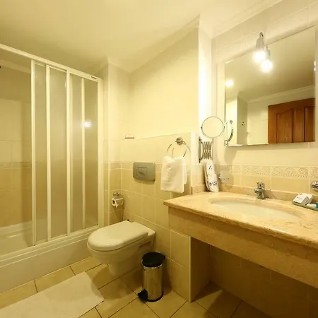 Mr. Dim Exclusive Apart Otel 2*